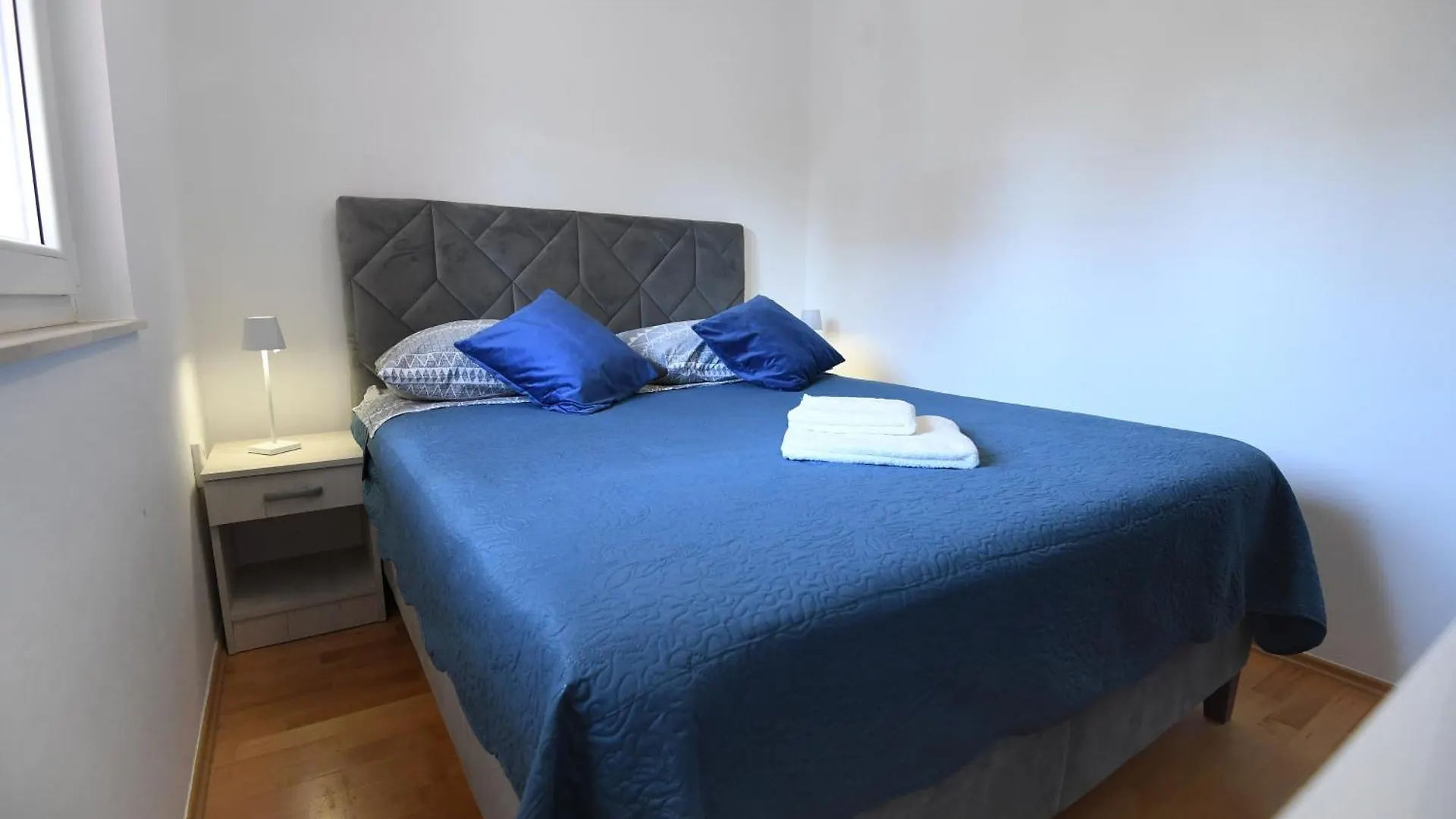 Cozy Maza With Swimming Pool Apartment Zadar
