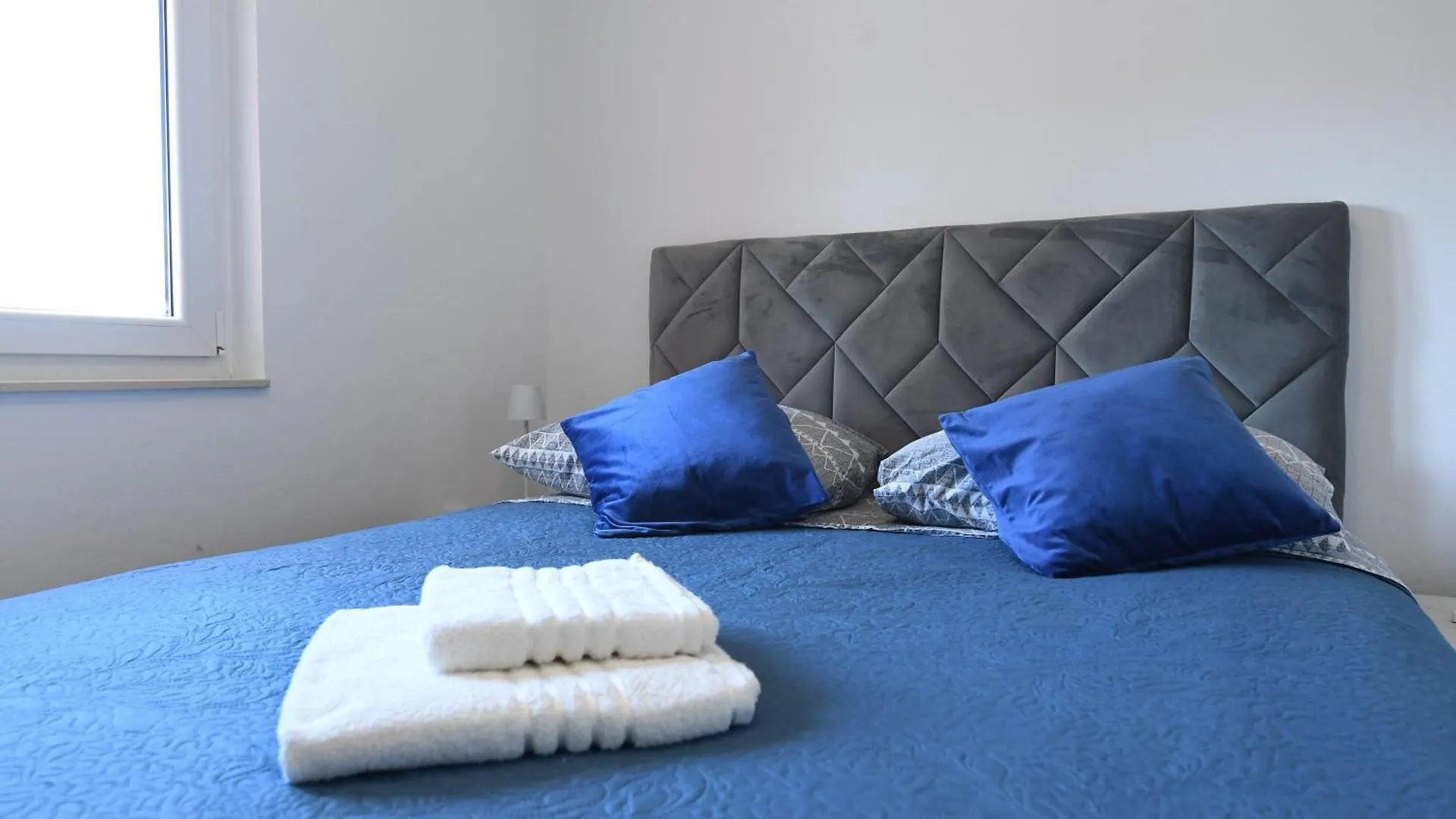 Cozy Maza With Swimming Pool Apartment Zadar